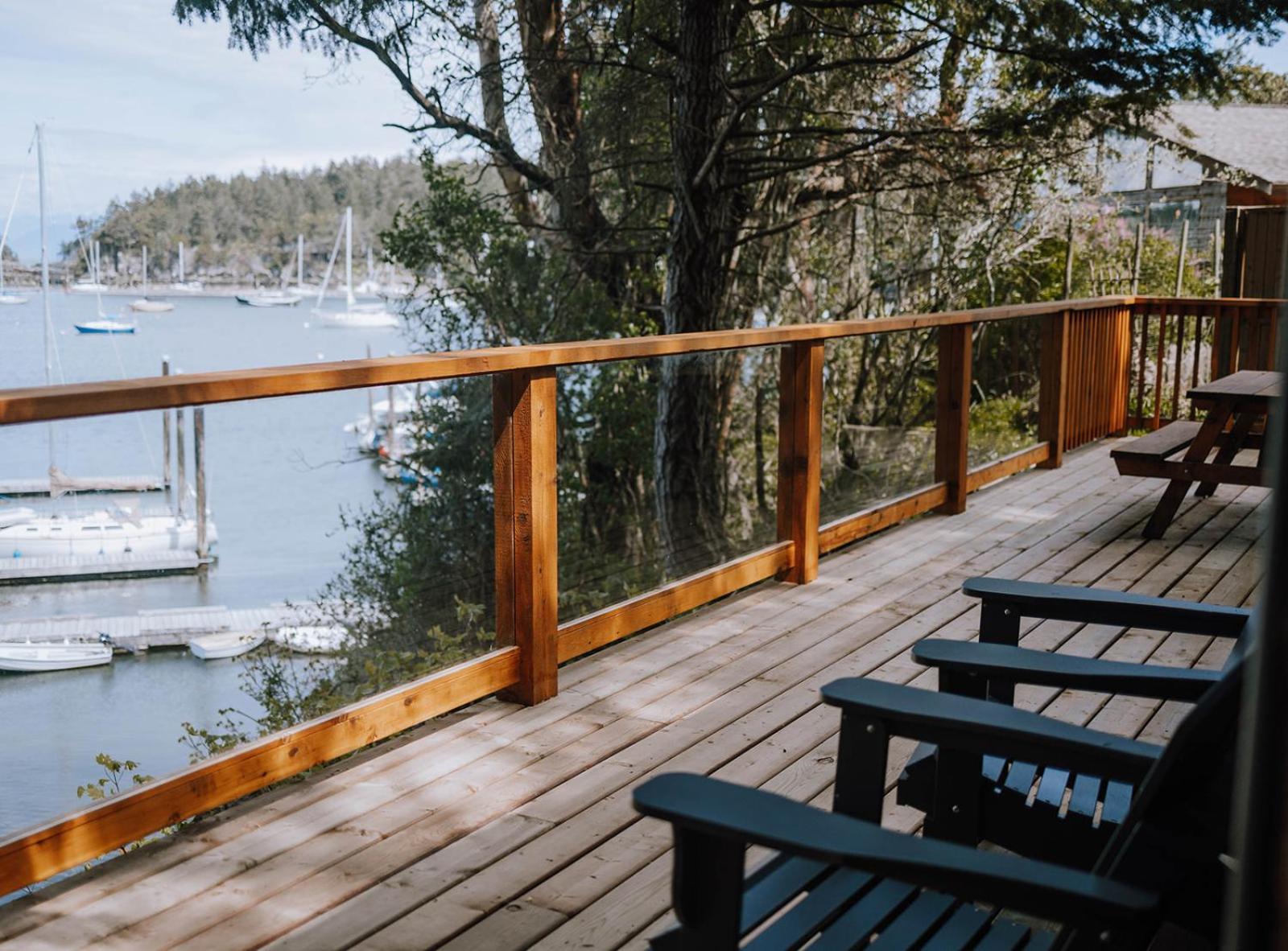Page'S Resort & Marina Gabriola Exterior photo